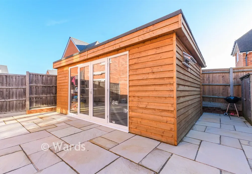Outbuilding - Greystone Square, Wouldham, Rochester, Kent - Wards of Kent