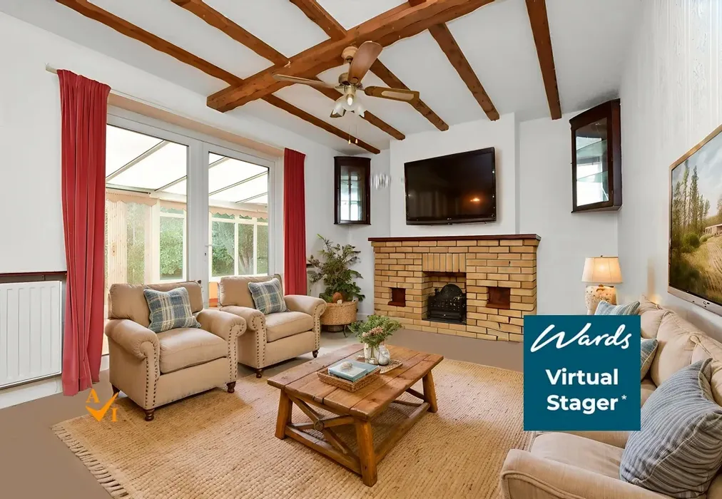 Lounge (Farmhouse style) - Boleyn Avenue, Margate, Kent - Wards of Kent