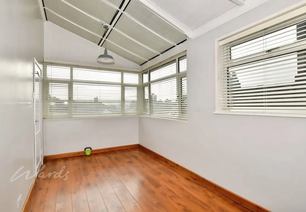 broomhill study - Broom Hill Road Rochester ME2 - Wards of Kent