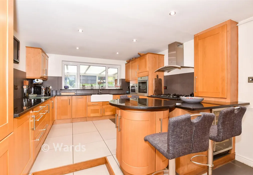 Kitchen/ Breakfast Room - Annie Road, Snodland, Kent - Wards of Kent