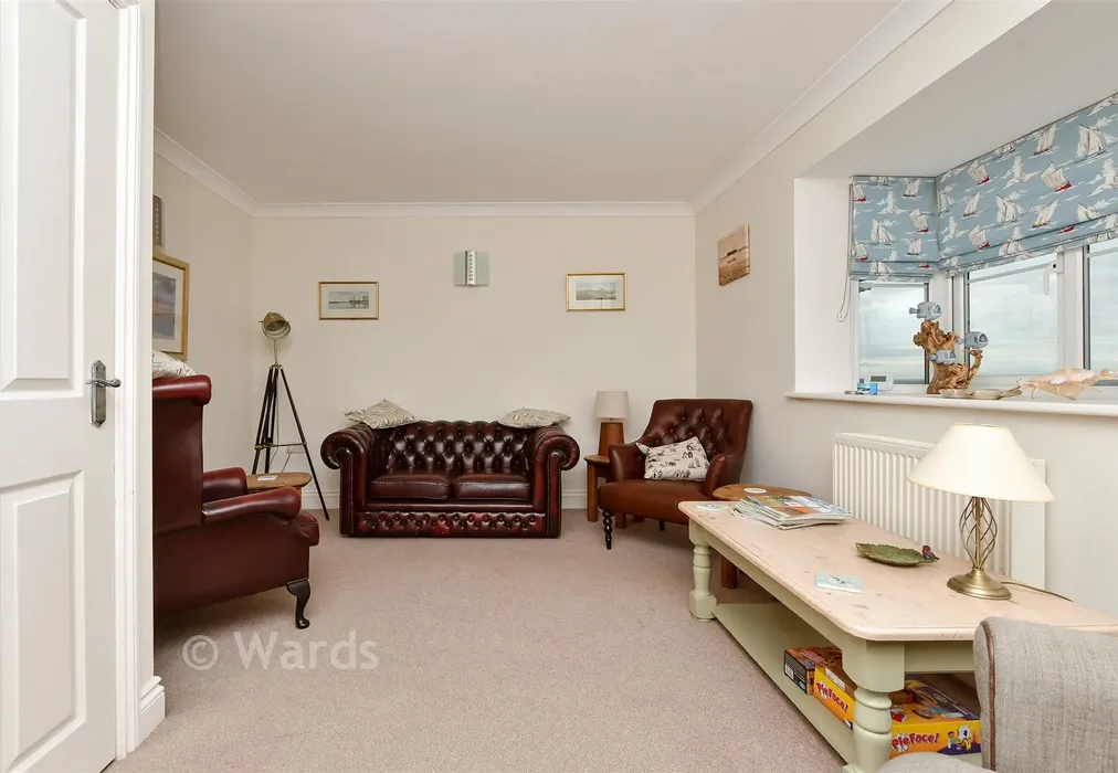 Lounge - Gordon Square, Birchington, Kent - Wards of Kent