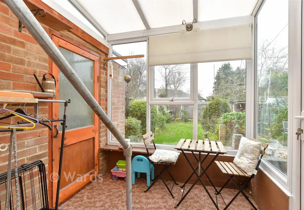 Conservatory - Faygate Crescent, Bexleyheath, Kent - Wards of Kent