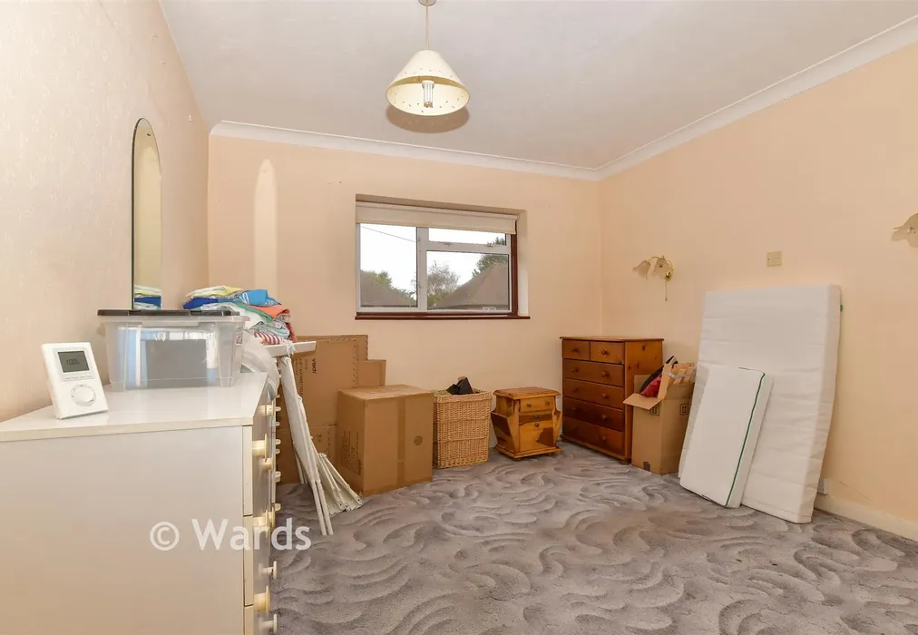 Bedroom 1 - Faygate Crescent, Bexleyheath, Kent - Wards of Kent