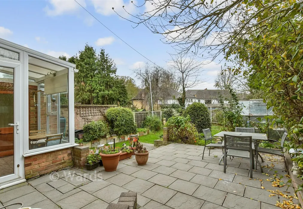 Patio / Decking - Faygate Crescent, Bexleyheath, Kent - Wards of Kent