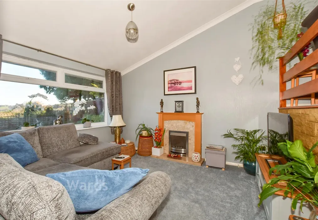 Lounge - Westdean Close, Dover, Kent - Wards of Kent