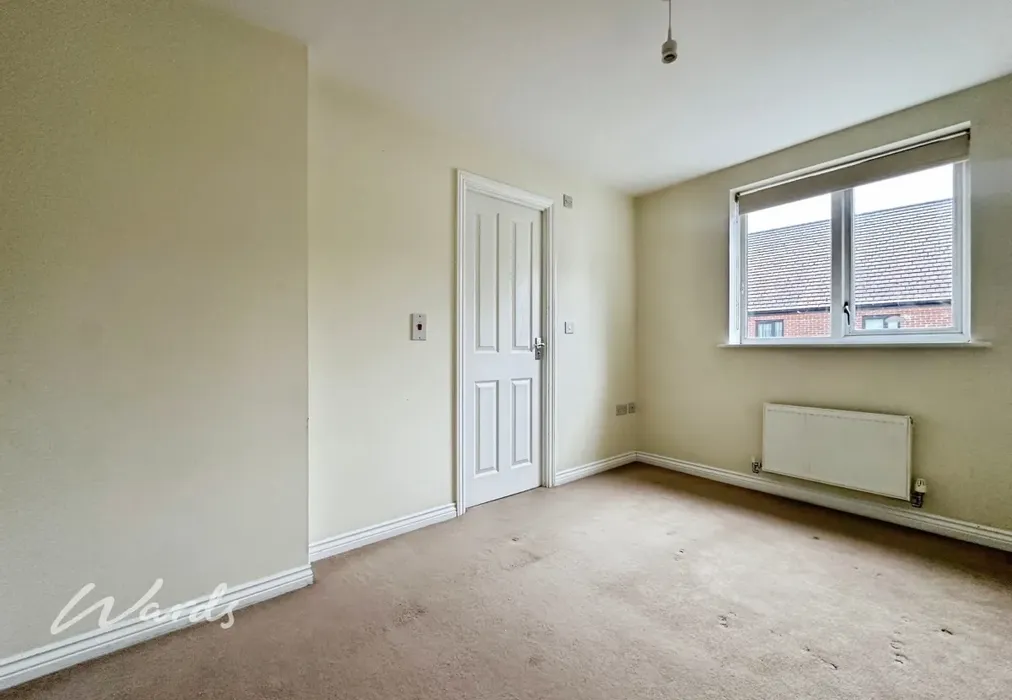 Bedroom 1 - Hawley Drive Leybourne ME19 - Wards of Kent