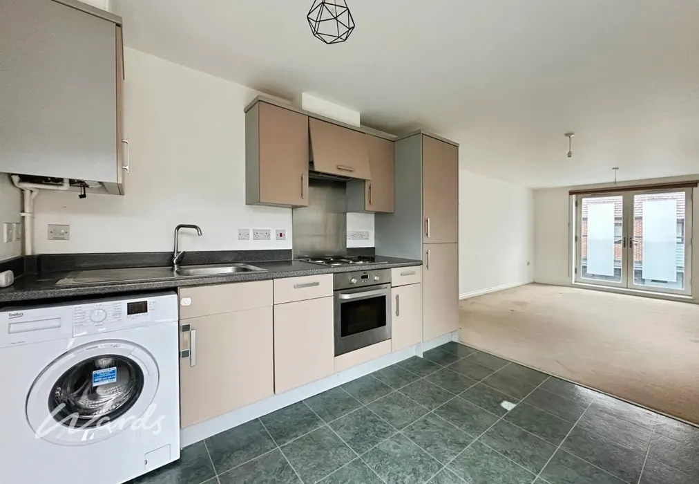 Kitchen - Hawley Drive Leybourne ME19 - Wards of Kent