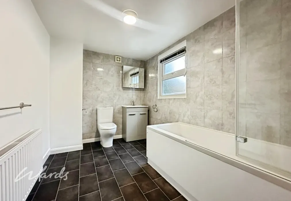 Bathroom - Perryfield Street Maidstone ME14 - Wards of Kent