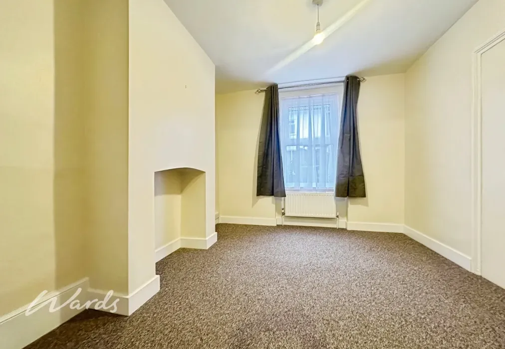 Living Room - Perryfield Street Maidstone ME14 - Wards of Kent