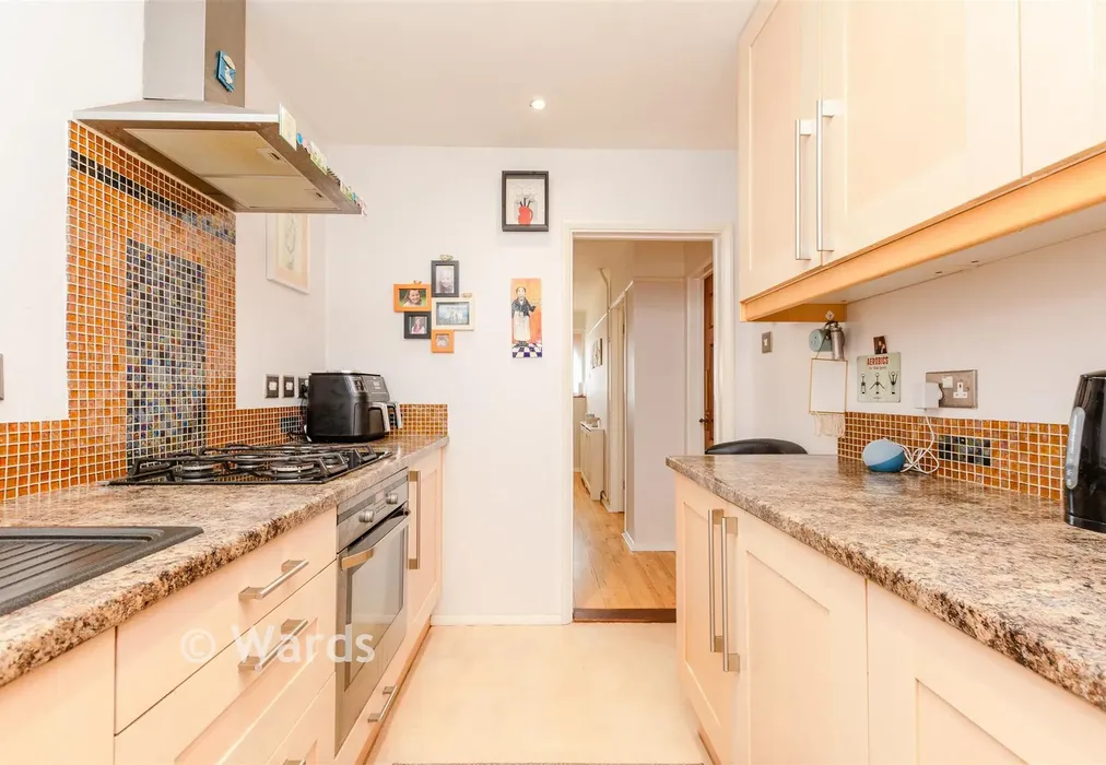 Kitchen - River Drive, Strood, Rochester, Kent - Wards of Kent
