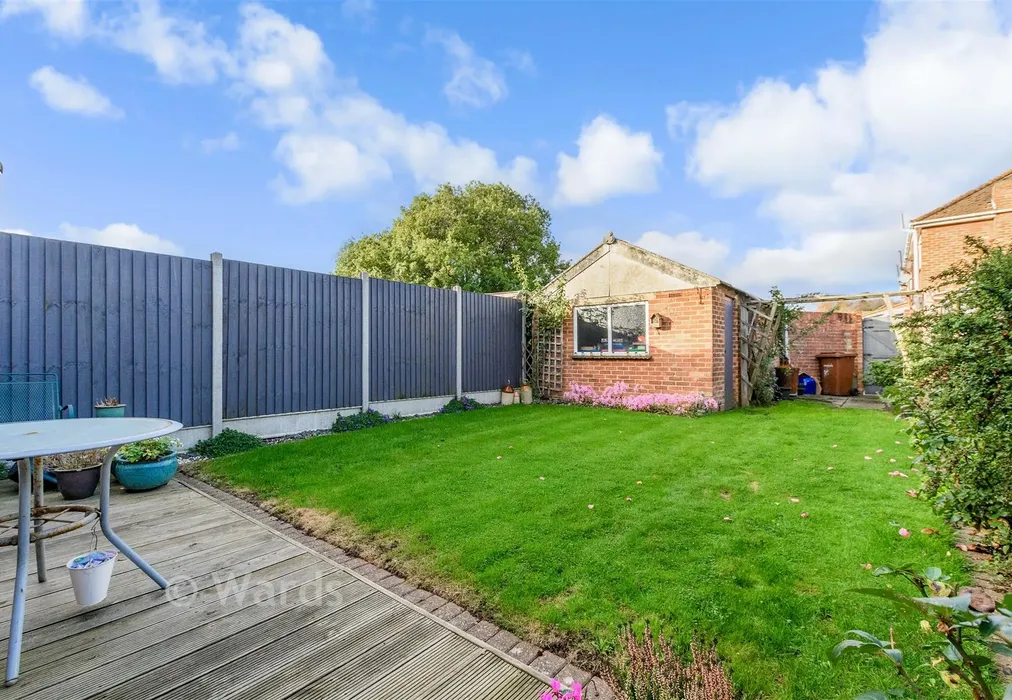 Rear Garden - River Drive, Strood, Rochester, Kent - Wards of Kent