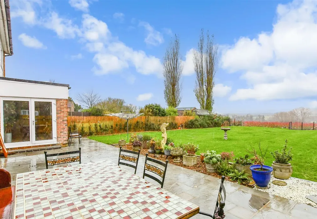 Rear Garden - Lower Street, Leeds, Maidstone, Kent - Wards of Kent