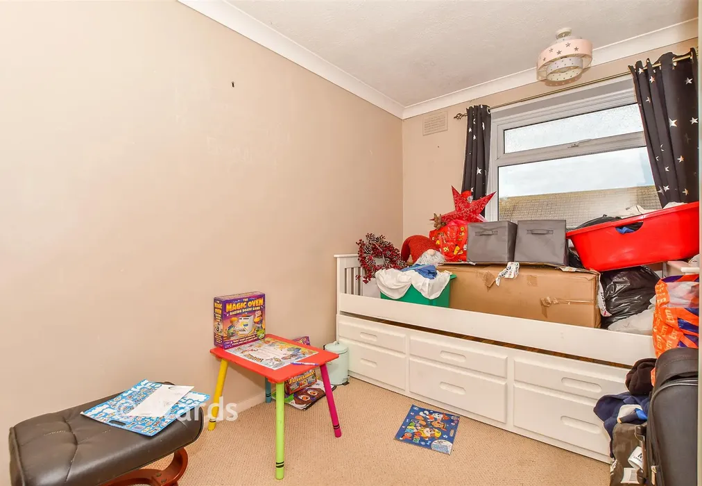 Bedroom 2 - Brooks Way, Lydd, Romney Marsh, Kent - Wards of Kent