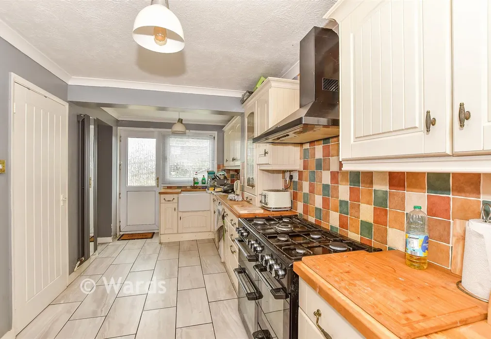 Kitchen - Brooks Way, Lydd, Romney Marsh, Kent - Wards of Kent