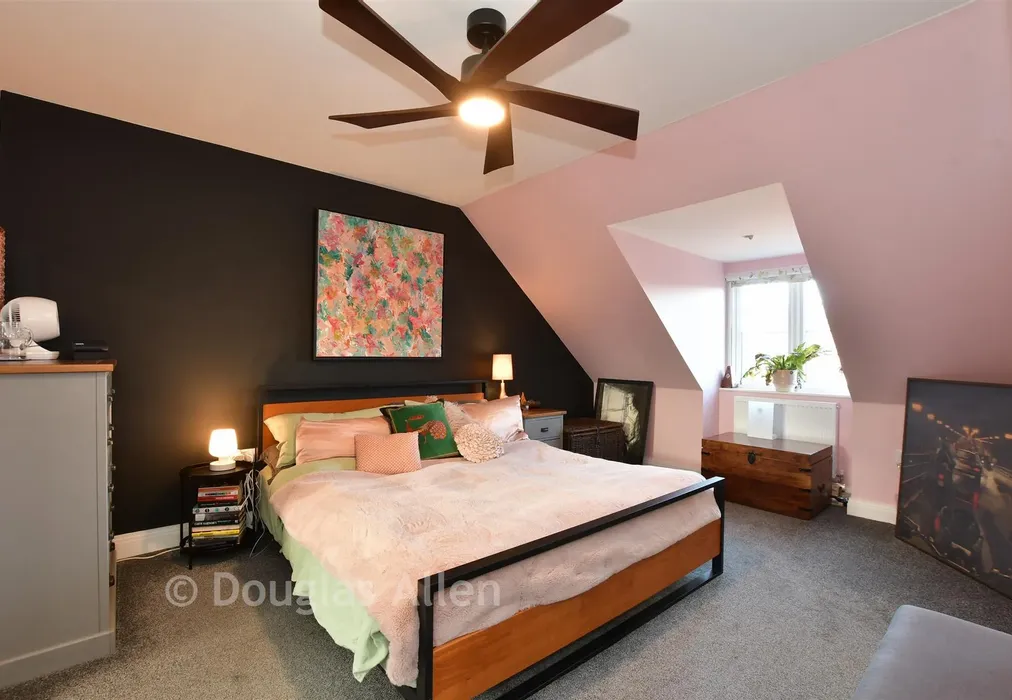 Bedroom 1 - Archer Close, Coopersale, Essex - Wards of Kent