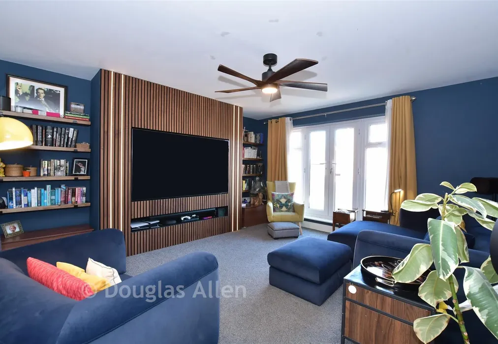 Lounge - Archer Close, Coopersale, Essex - Wards of Kent