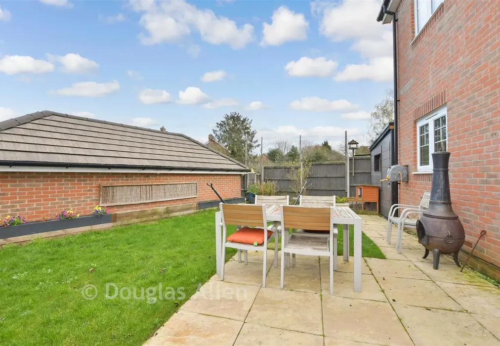 Patio / Decking - Archer Close, Coopersale, Essex - Wards of Kent