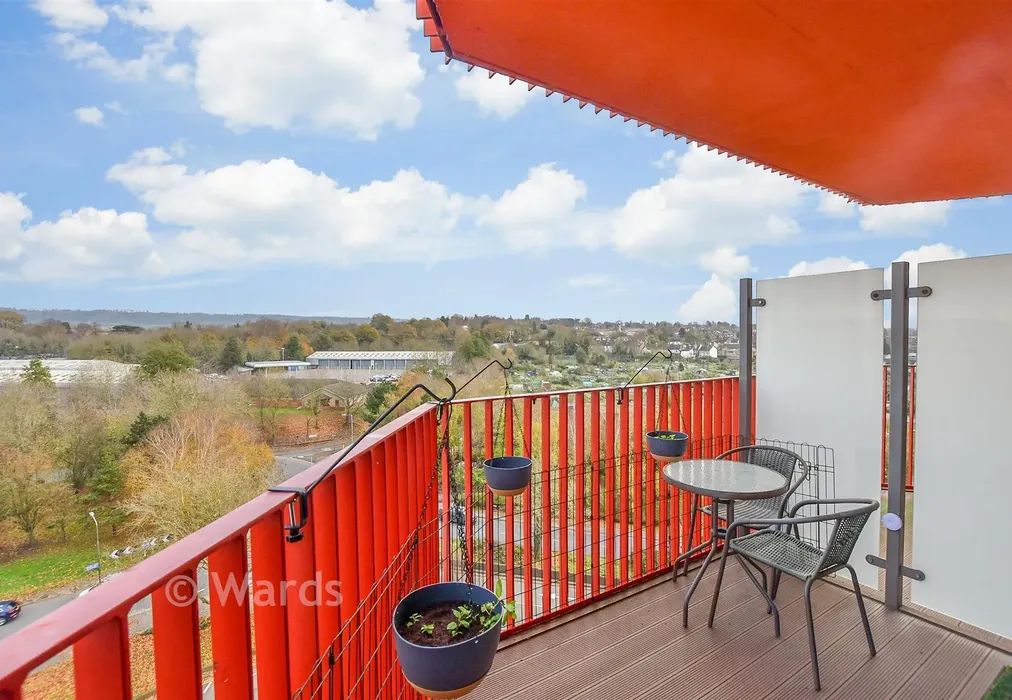 Balcony / Terrace - Waterhouse Avenue, Maidstone, Kent - Wards of Kent