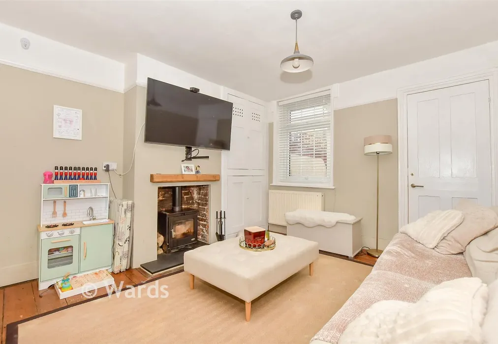 Lounge - Orchard Place, Maidstone, Kent - Wards of Kent