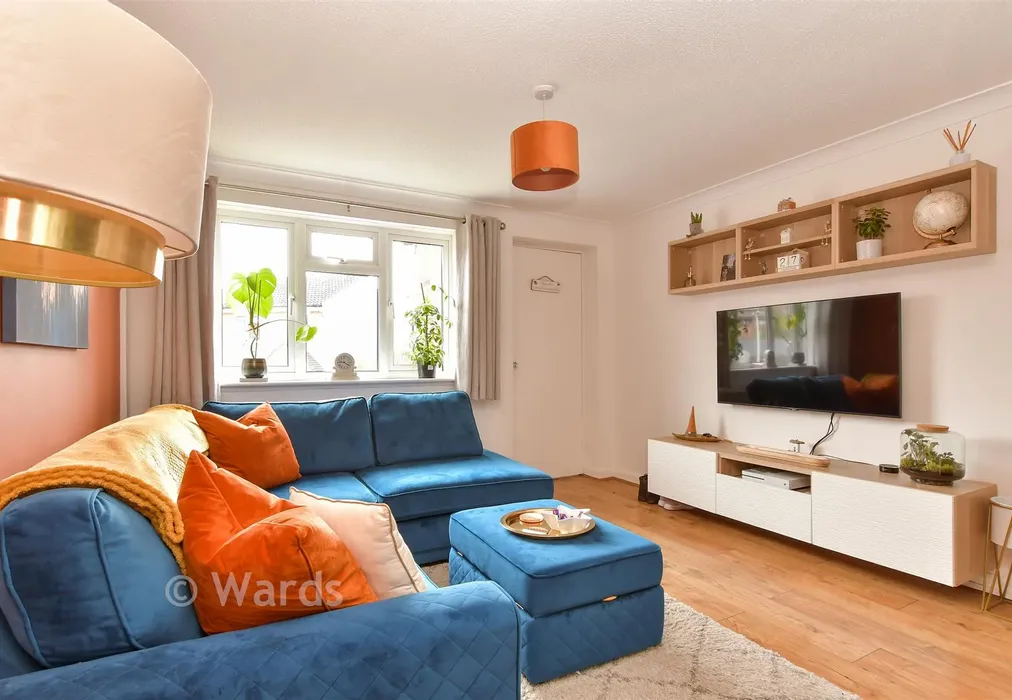 Lounge - Bronington Close, Walderslade, Chatham, Kent - Wards of Kent