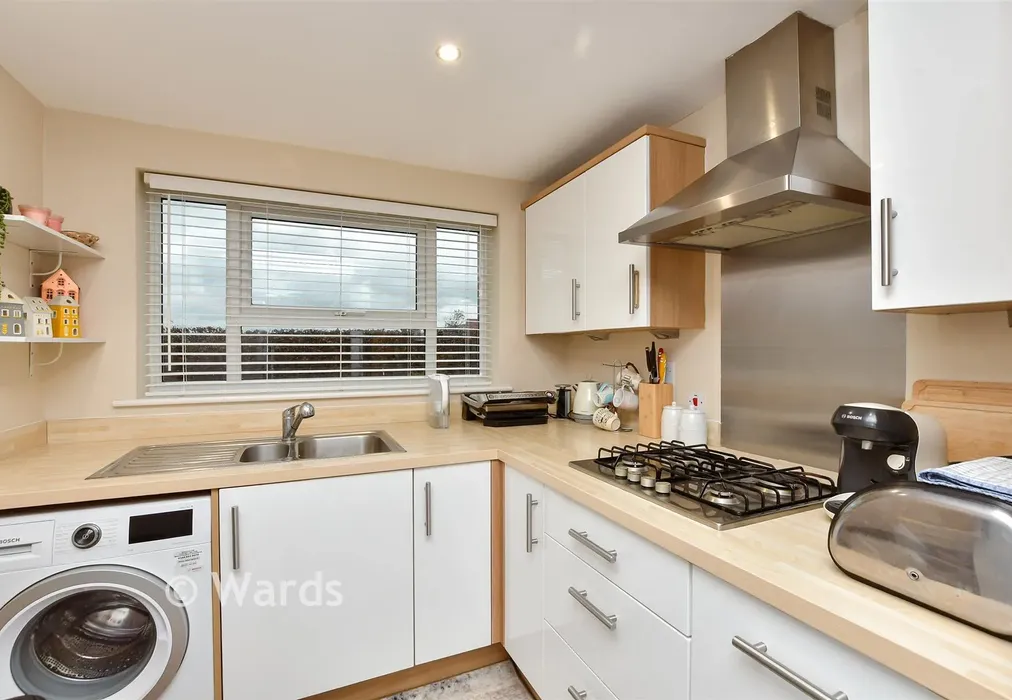 Kitchen - Manston Road, Ramsgate, Kent - Wards of Kent