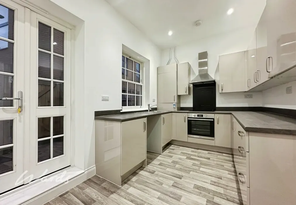 Kitchen - Wrens Cross Upper Stone Street ME15 - Wards of Kent