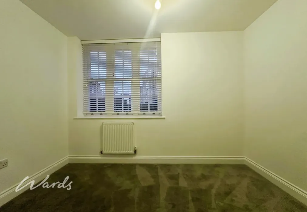 Bedroom - Wrens Cross Upper Stone Street ME15 - Wards of Kent