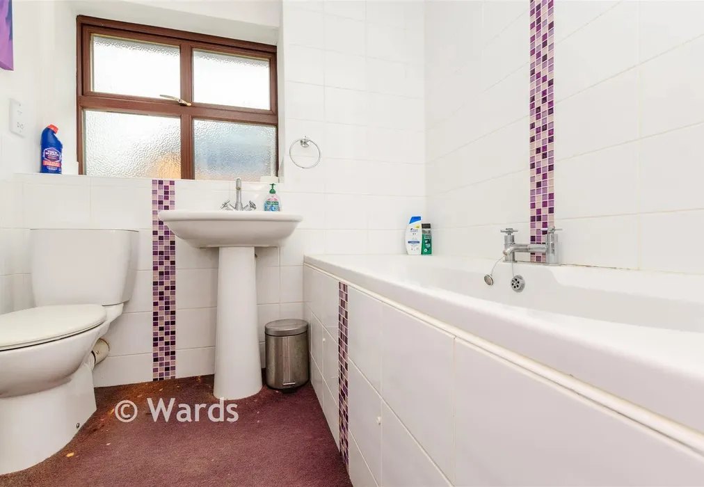 Bathroom - Sandstone Rise, Walderslade, Chatham, Kent - Wards of Kent