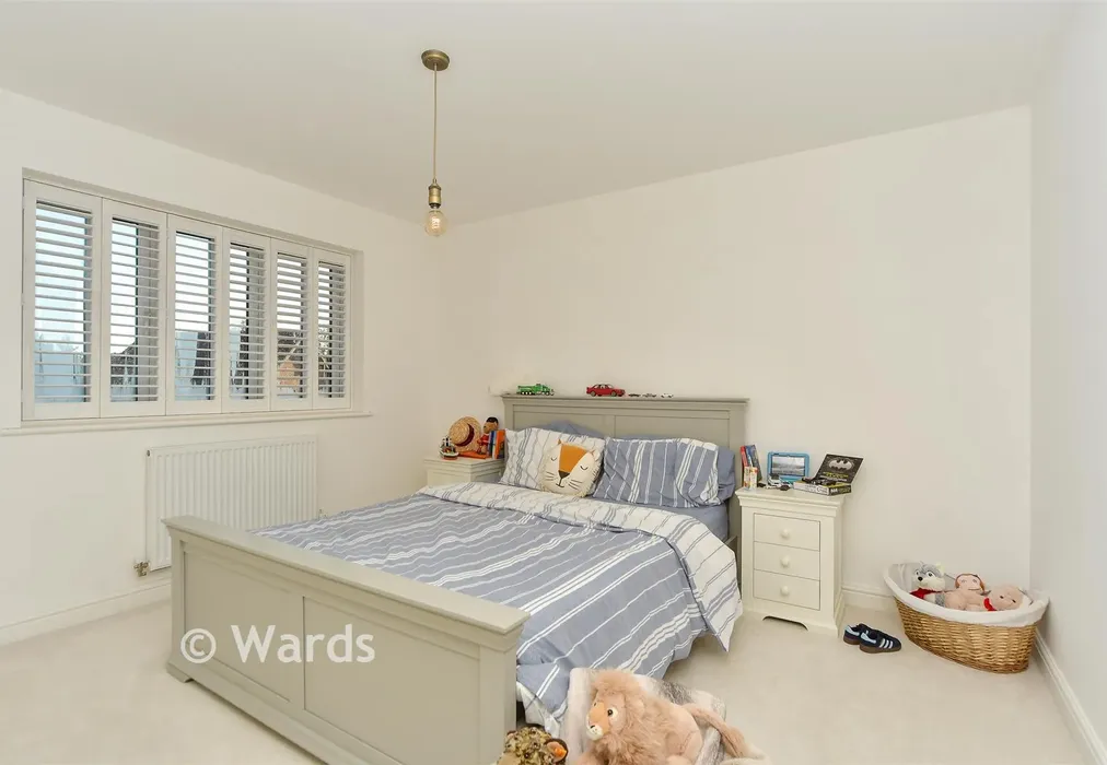 Bedroom 2 - Round Top Close, Cliffe Woods, Rochester, Kent - Wards of Kent