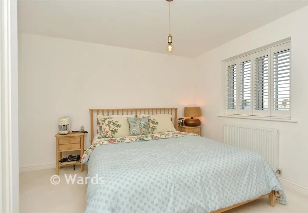 Bedroom 1 - Round Top Close, Cliffe Woods, Rochester, Kent - Wards of Kent