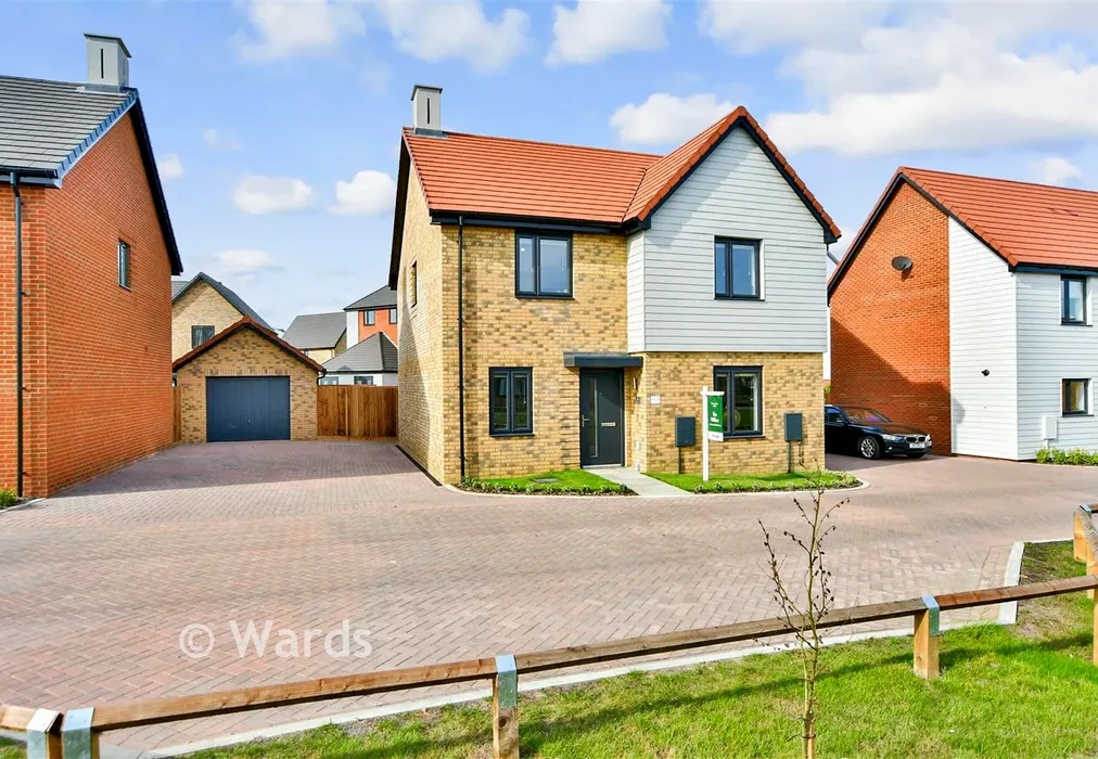 Front - Ham Road, Faversham Lakes, Faversham, Kent - Wards of Kent