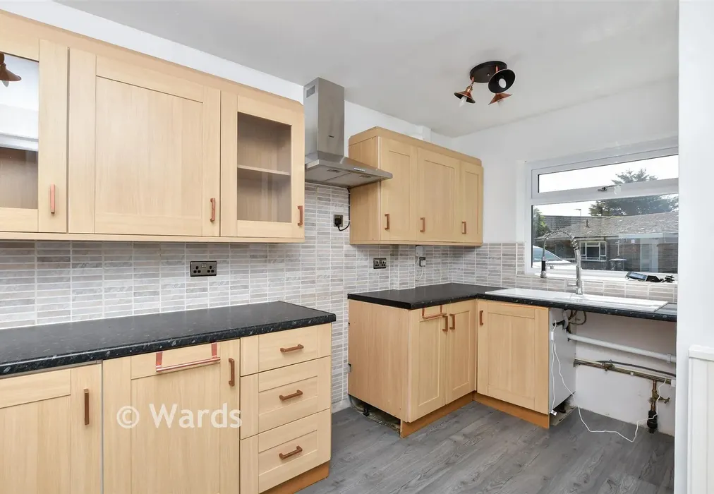 Kitchen - Vine Close, Ramsgate, Kent - Wards of Kent