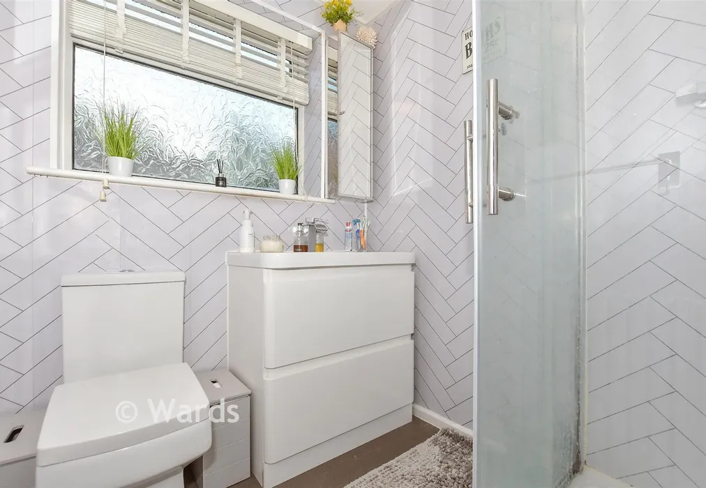 Shower Room - Medina Road, Ditton, Aylesford, Kent - Wards of Kent