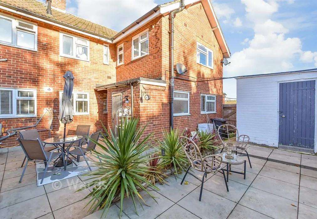 Rear Garden - Medina Road, Ditton, Aylesford, Kent - Wards of Kent
