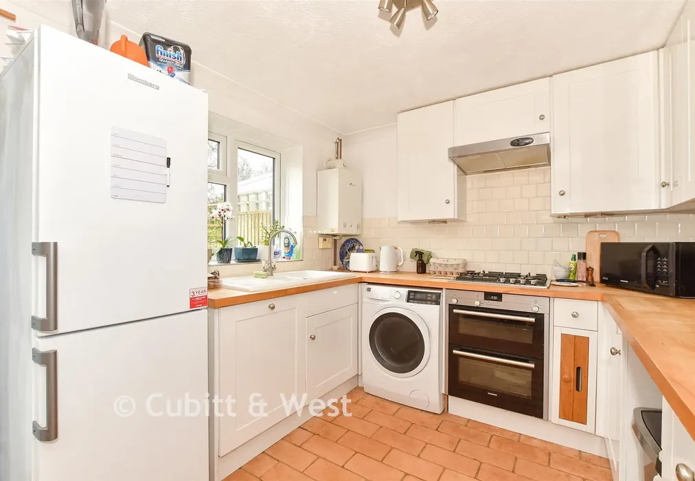Kitchen - Rectory Walk, Storrington, West Sussex - Wards of Kent