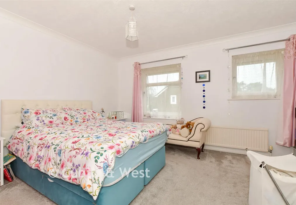 Bedroom 1 - Rectory Walk, Storrington, West Sussex - Wards of Kent