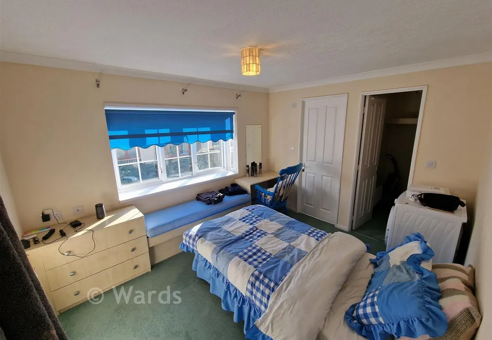 Bedroom 1 - London Road, West Kingsdown, Kent - Wards of Kent
