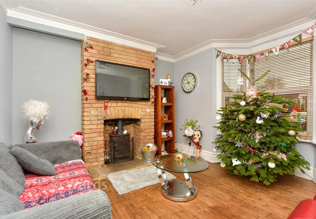 Lounge - Chester Road, Gillingham, Kent - Wards of Kent