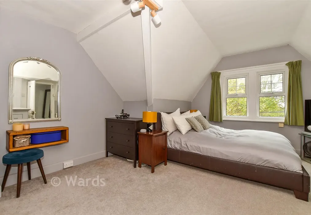 Bedroom 1 - St. Andrew's Road, Littlestone, New Romney, Kent - Wards of Kent
