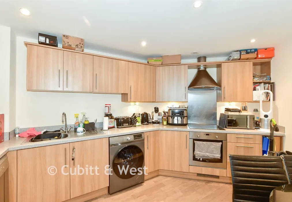 Kitchen/Lounge/ Dining Room - Yoxall Mews, Redhill, Surrey - Wards of Kent