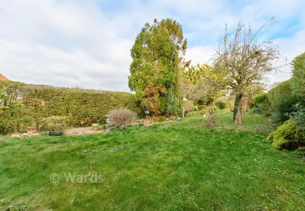 Rear Garden - Eynsford Rise, Eynsford, Dartford, Kent - Wards of Kent