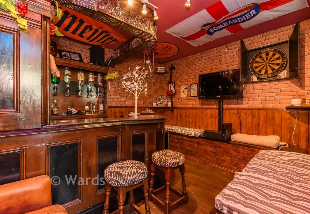 Room - Basted, Sevenoaks, Kent - Wards of Kent