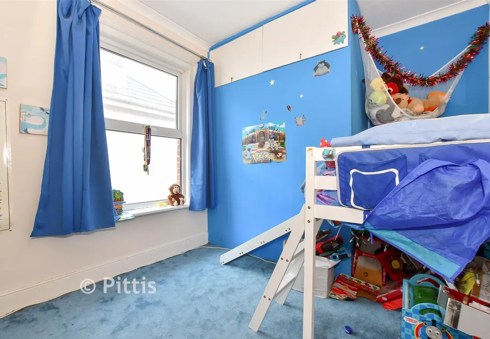 Bedroom 2 - Daniel Street, Ryde, Isle of Wight - Wards of Kent