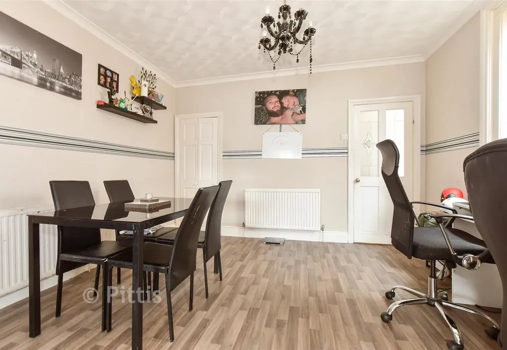 Dining Area - Daniel Street, Ryde, Isle of Wight - Wards of Kent
