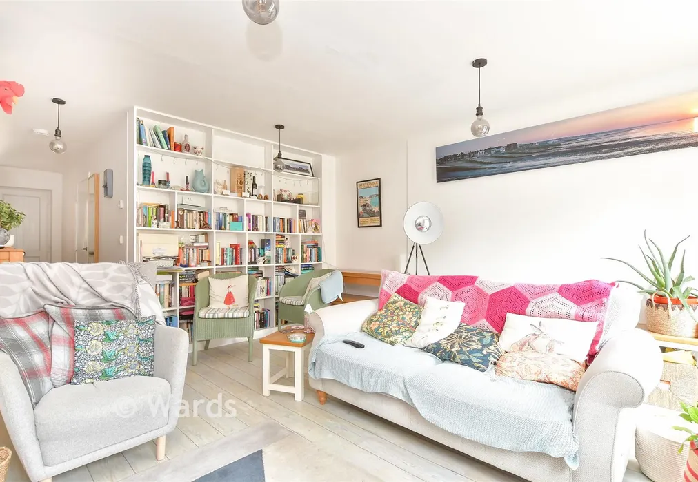 Lounge - Olympia Way, Whitstable, Kent - Wards of Kent