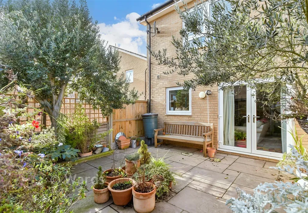 Rear Garden - Olympia Way, Whitstable, Kent - Wards of Kent