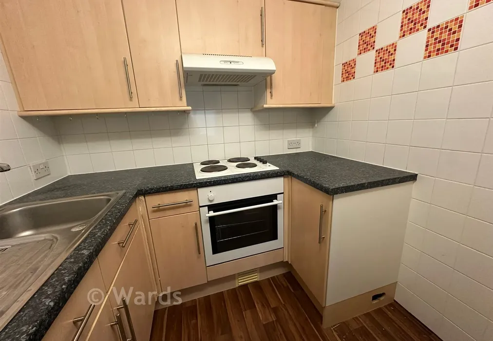 Kitchen - Hunting Gate, Birchington, Kent - Wards of Kent