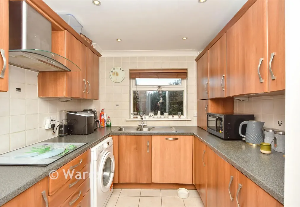 Kitchen - Todd Crescent, Church Milton, Sittingbourne, Kent - Wards of Kent
