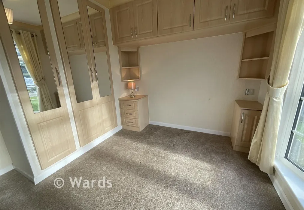 Bedroom 2 - Maidstone Road, Paddock Wood, Kent - Wards of Kent