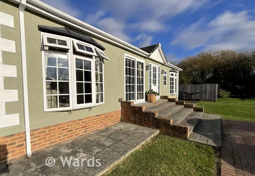 Front - Maidstone Road, Paddock Wood, Kent - Wards of Kent